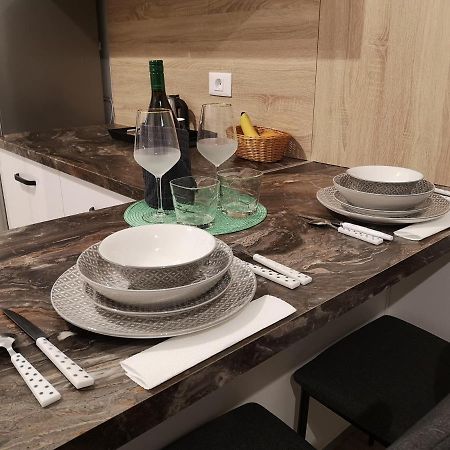 Ared-Atrium Mall Chrysflatty3 Premium Apartment 60Mp Arad Kültér fotó