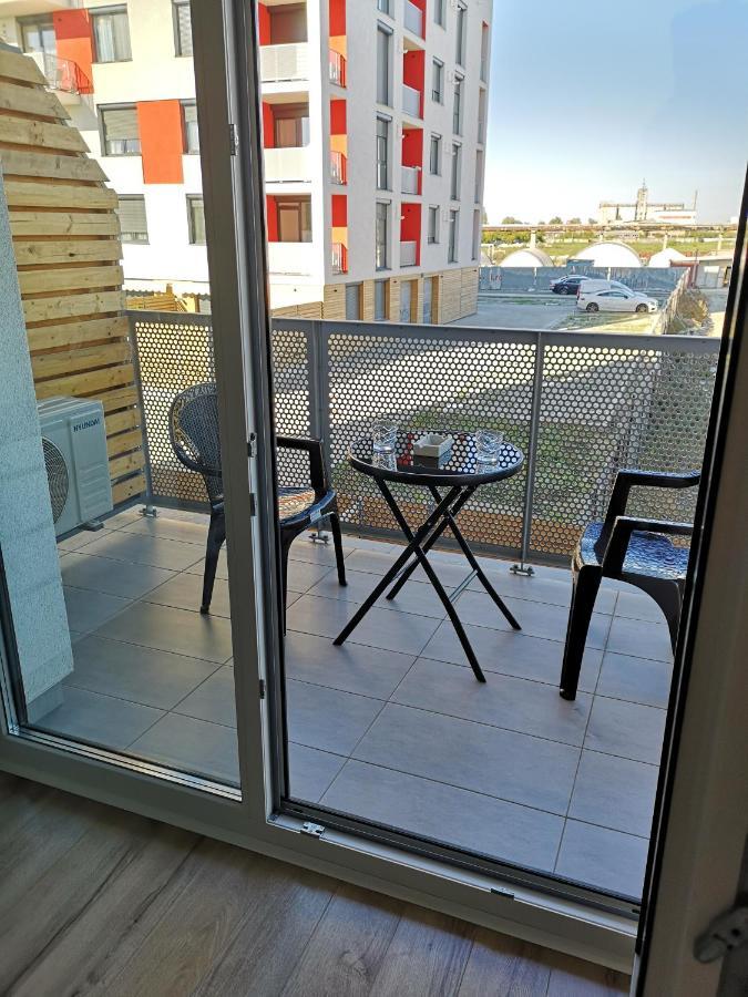 Ared-Atrium Mall Chrysflatty3 Premium Apartment 60Mp Arad Kültér fotó