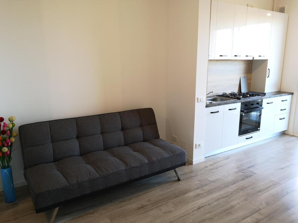 Ared-Atrium Mall Chrysflatty3 Premium Apartment 60Mp Arad Kültér fotó