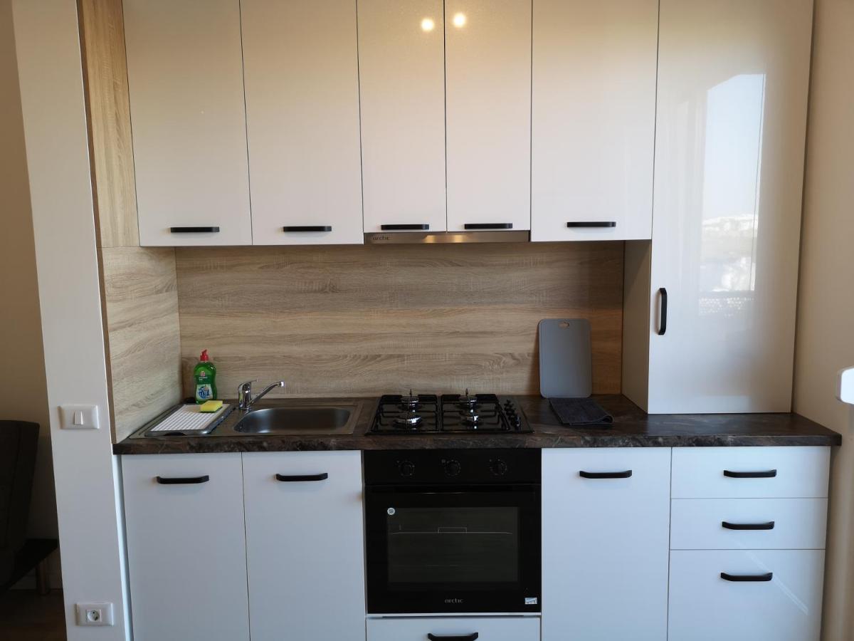 Ared-Atrium Mall Chrysflatty3 Premium Apartment 60Mp Arad Kültér fotó
